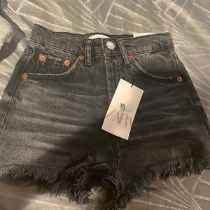 Zara stonewashed high rise shorts size 32(0)